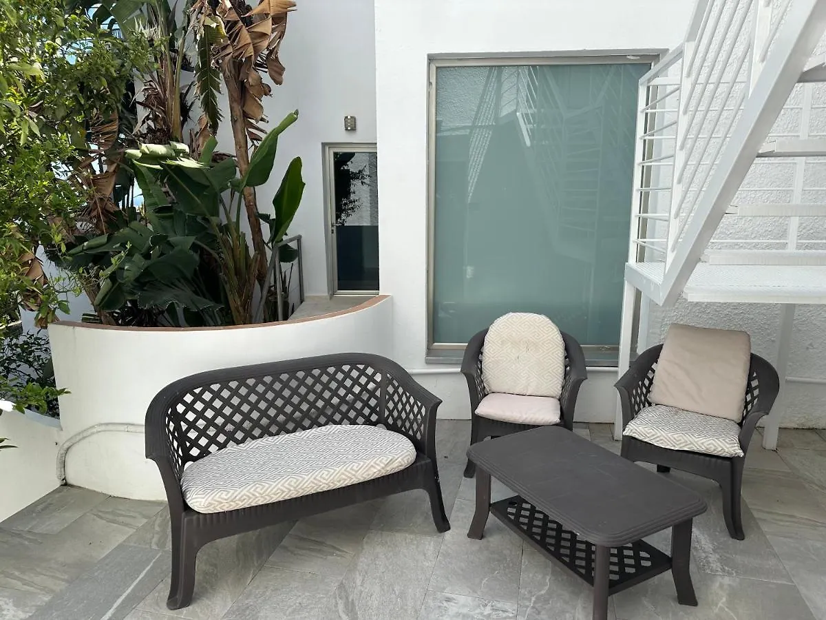 Dream Villa With Heated Swimming Pool, Jacuzzi, Waterfall, Heating Is Extra Benalmádena Spanje