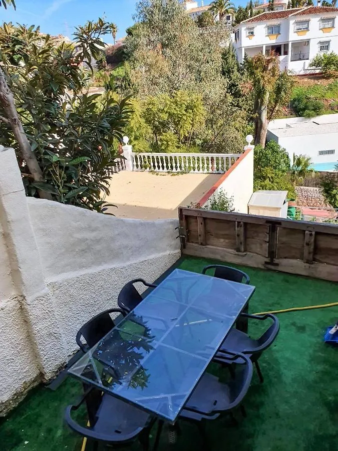 Dream Villa With Heated Swimming Pool, Jacuzzi, Waterfall, Heating Is Extra Benalmádena