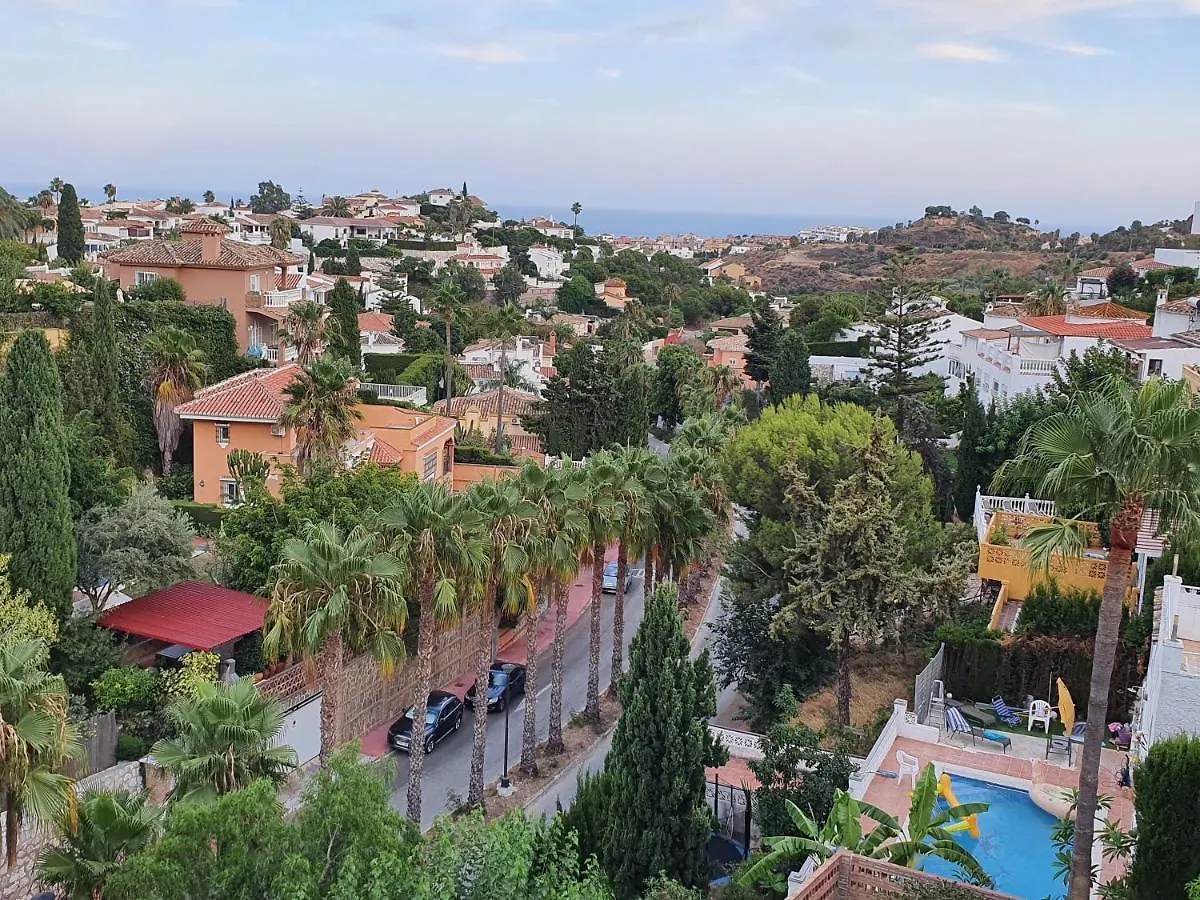 Dream Villa With Heated Swimming Pool, Jacuzzi, Waterfall, Heating Is Extra Benalmádena