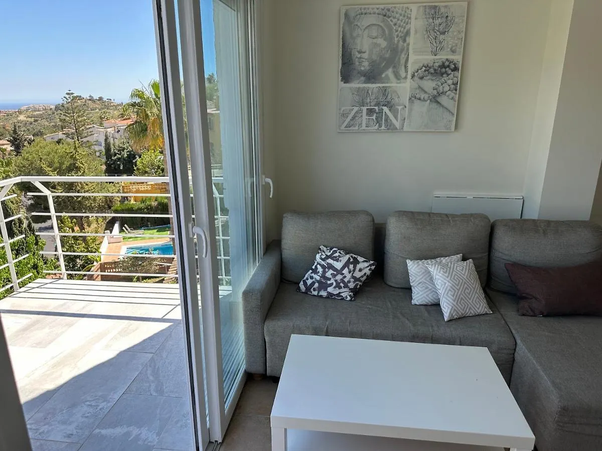 Dream Villa With Heated Swimming Pool, Jacuzzi, Waterfall, Heating Is Extra Benalmádena