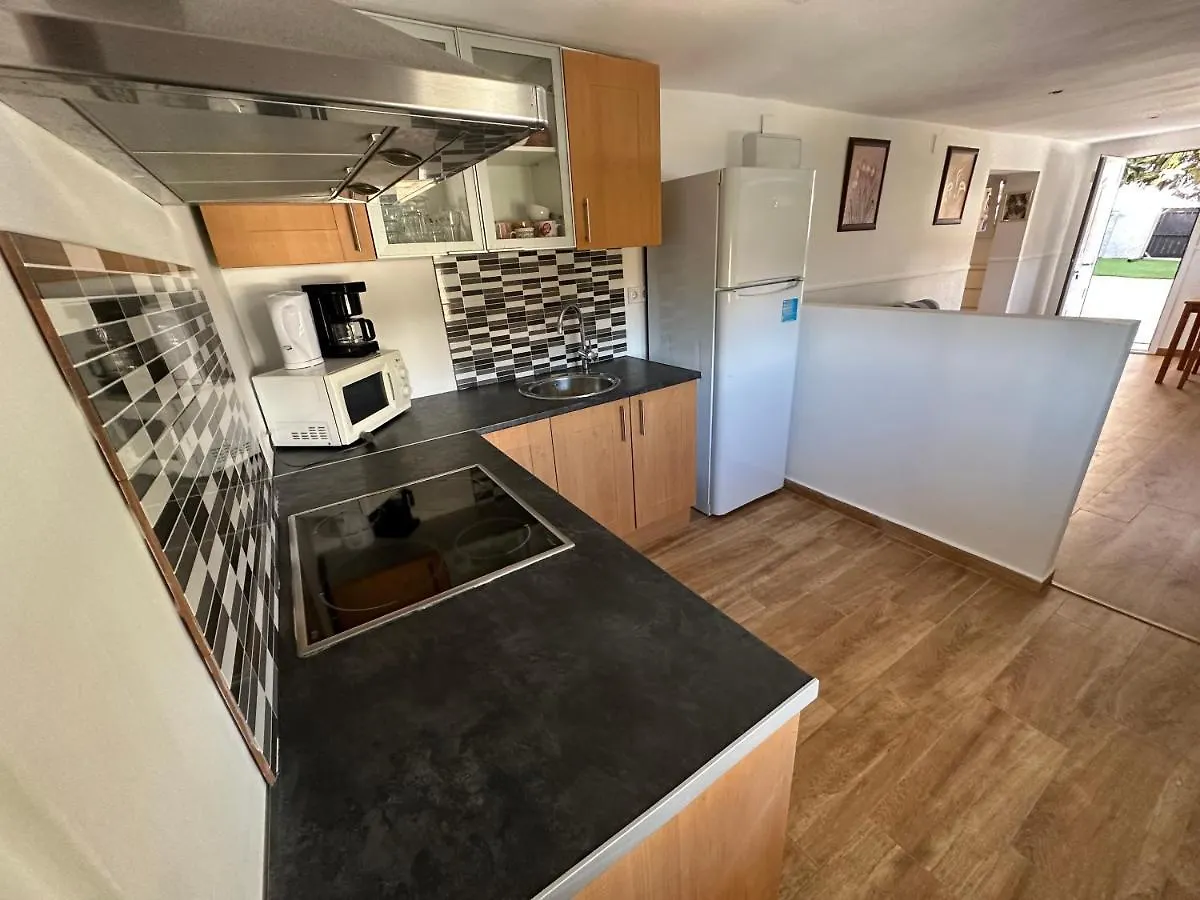 Dream Villa With Heated Swimming Pool, Jacuzzi, Waterfall, Heating Is Extra Benalmádena